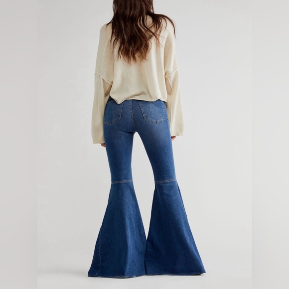 New With Tags Free People Just Float On Flare Jeans Size 26 SOLD OUT - Picture 2 of 6